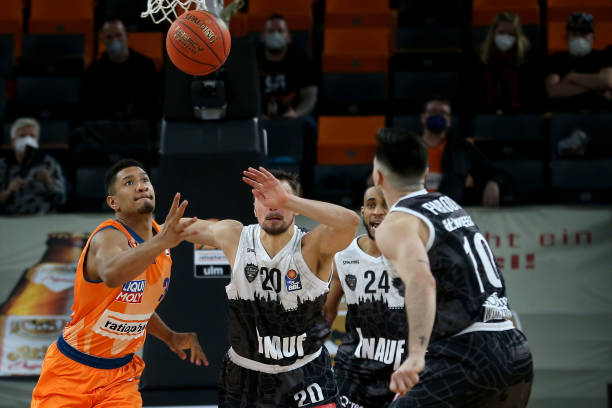 多球迷的期 多球迷的期