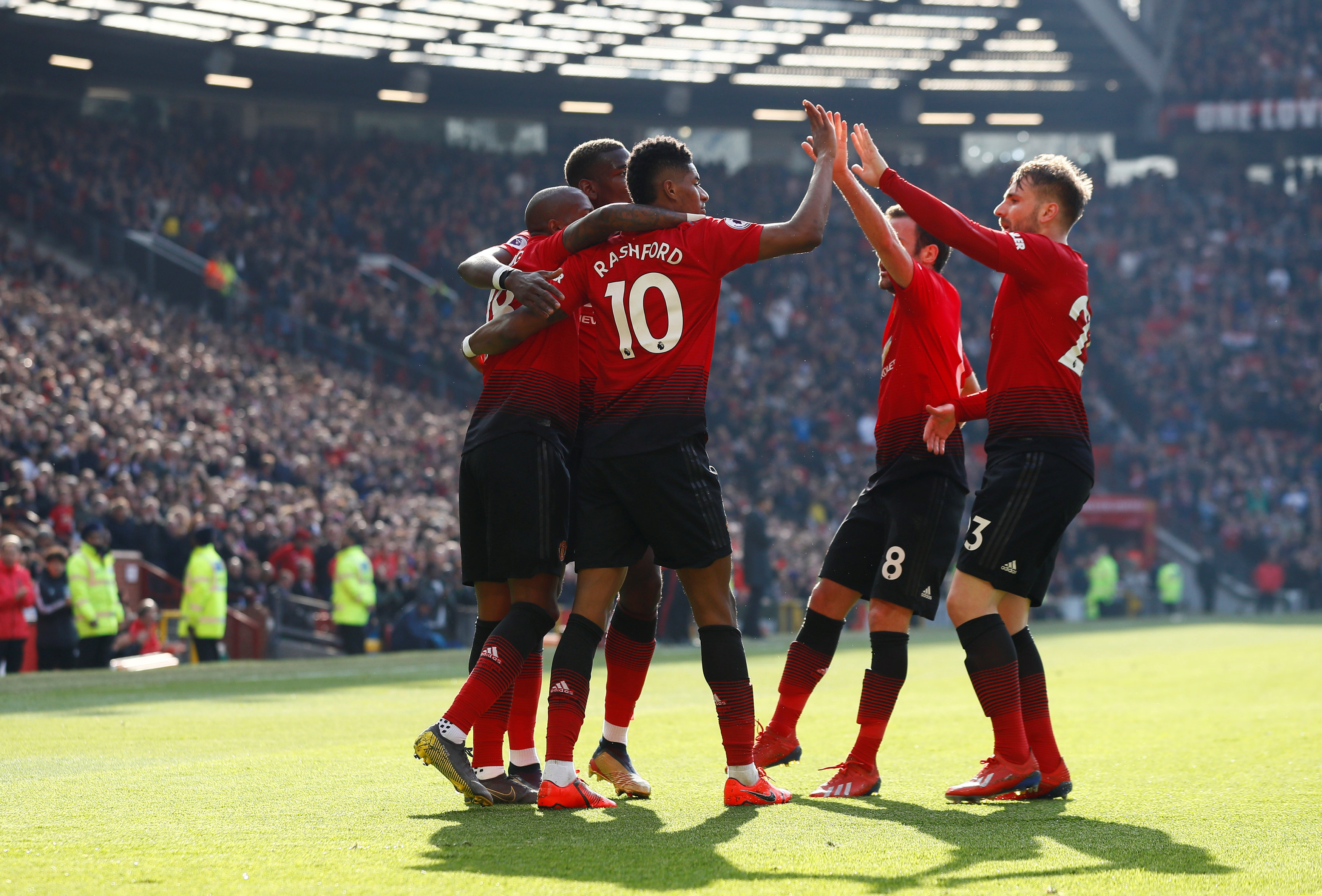 超球队树立 超球队树立