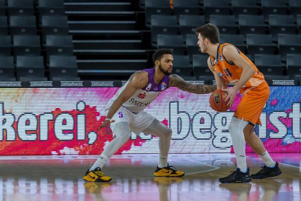 这些俱乐部 这些俱乐部