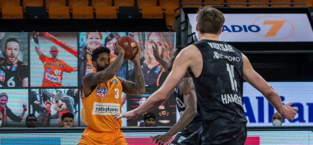 通过社会俱 通过社会俱